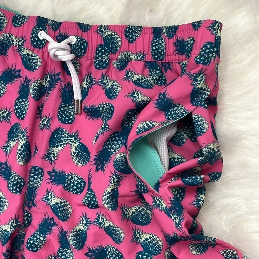 NWOT Bonobos Swim Trunks Pineapples Size L
